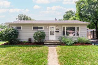 719 W Ridge Road, Villa Park, IL 60181