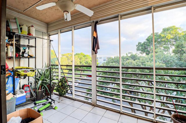 1100 Colony Point Circle Circle 415, Pembroke Pines, FL 33026