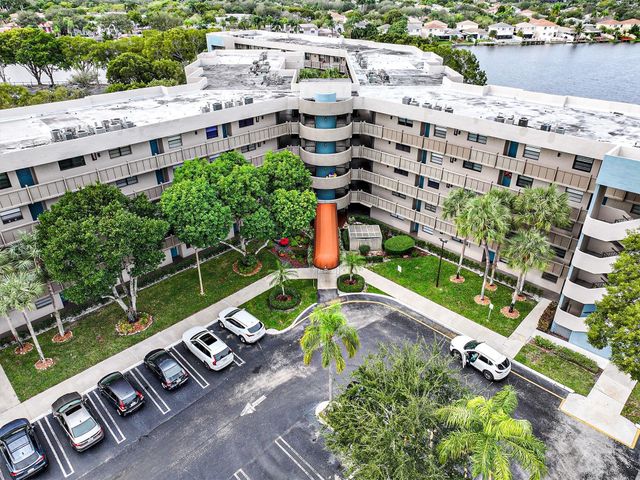 1100 Colony Point Circle Circle 415, Pembroke Pines, FL 33026