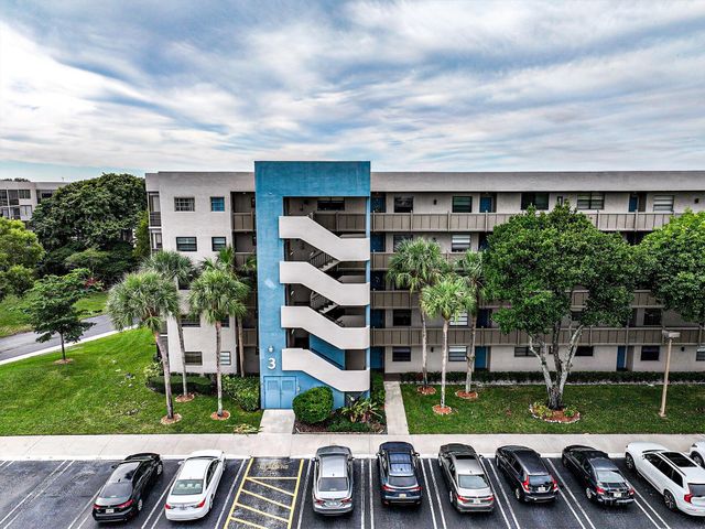 1100 Colony Point Circle Circle 415, Pembroke Pines, FL 33026