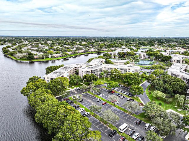 1100 Colony Point Circle Circle 415, Pembroke Pines, FL 33026