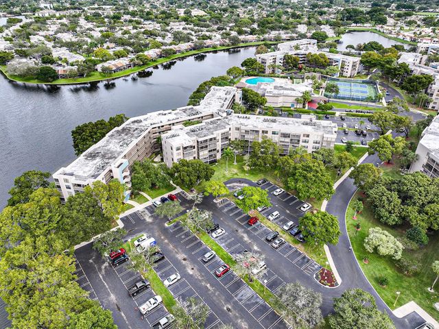 1100 Colony Point Circle Circle 415, Pembroke Pines, FL 33026