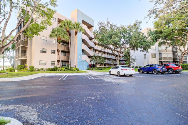 1100 Colony Point Circle Circle 415, Pembroke Pines, FL 33026