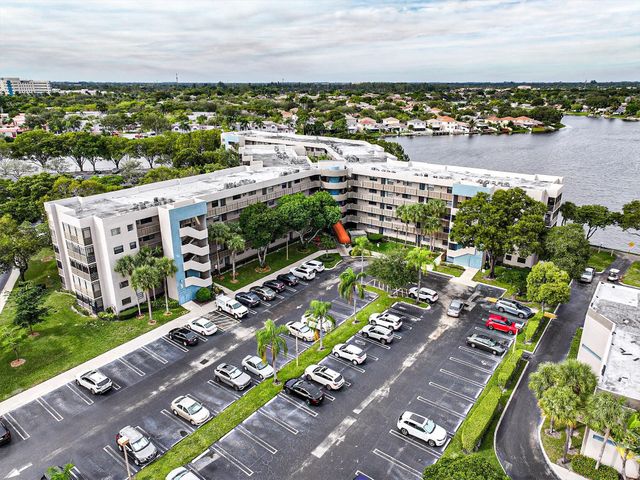 1100 Colony Point Circle Circle 415, Pembroke Pines, FL 33026