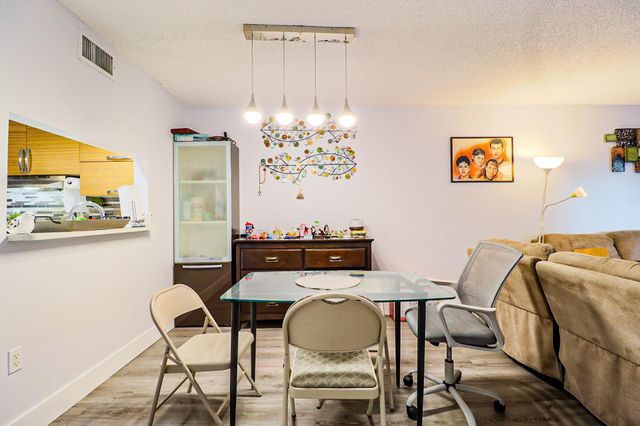 1100 Colony Point Circle Circle 415, Pembroke Pines, FL 33026