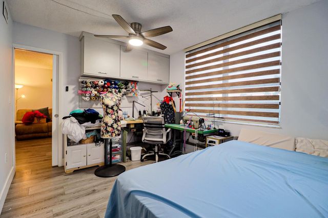 1100 Colony Point Circle Circle 415, Pembroke Pines, FL 33026