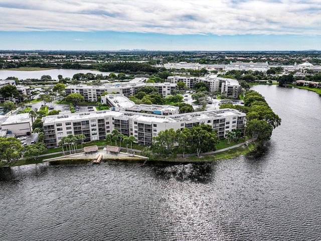 1100 Colony Point Circle Circle 415, Pembroke Pines, FL 33026