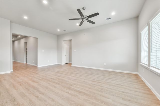 3018 King Oaks Street, Baytown, TX 77251