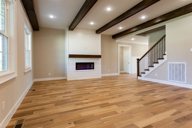 243 Bellshire Drive, Clarksville, TN 37043