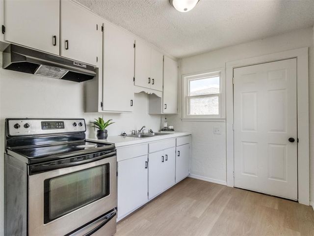 2924 SW 51st Street, Oklahoma City, OK 73119