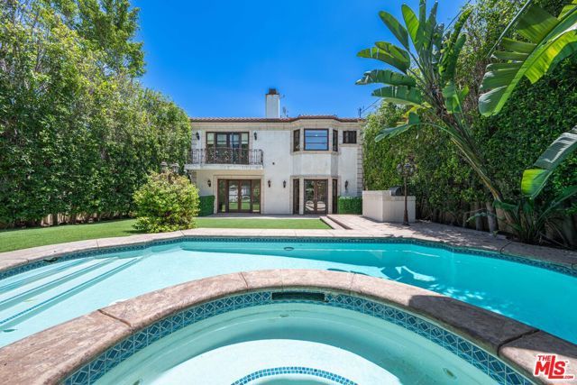 119 N Maple Drive, Beverly Hills, CA 90210