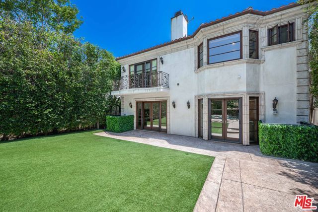 119 N Maple Drive, Beverly Hills, CA 90210