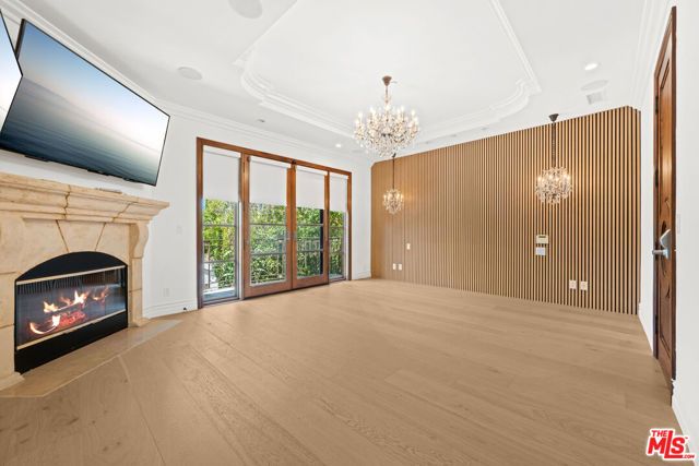 119 N Maple Drive, Beverly Hills, CA 90210