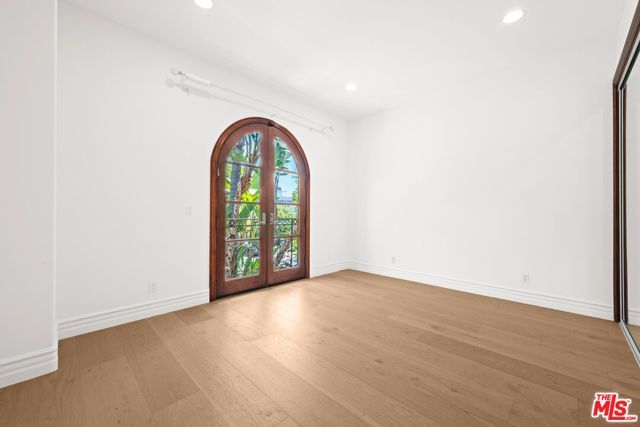 119 N Maple Drive, Beverly Hills, CA 90210