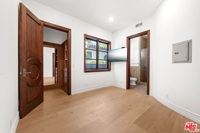119 N Maple Drive, Beverly Hills, CA 90210