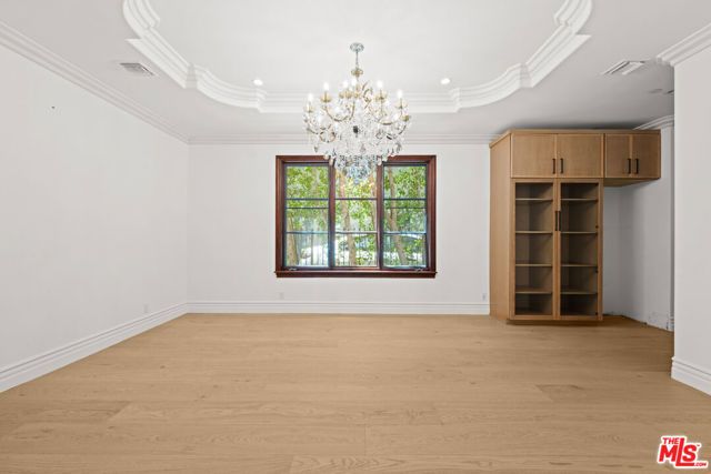 119 N Maple Drive, Beverly Hills, CA 90210