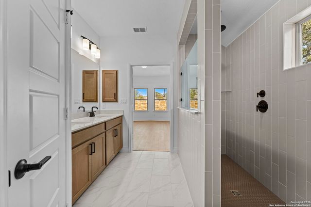 11351 Lone Ranger, San Antonio, TX 78254