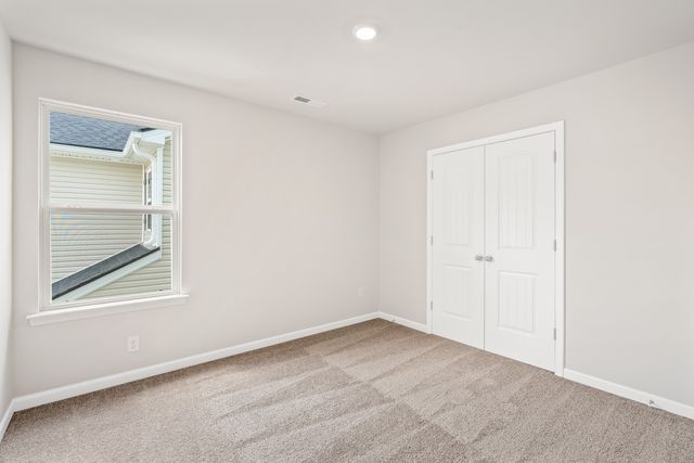 2040 Lala Loop, White Bluff, TN 37187