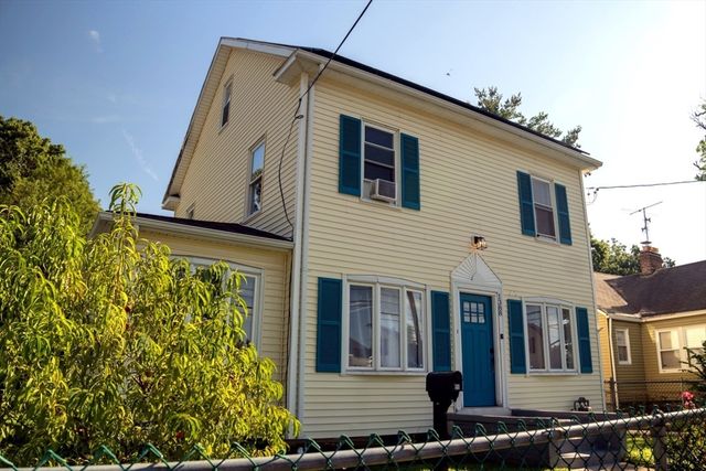 1388 Bay St, Springfield, MA 01109