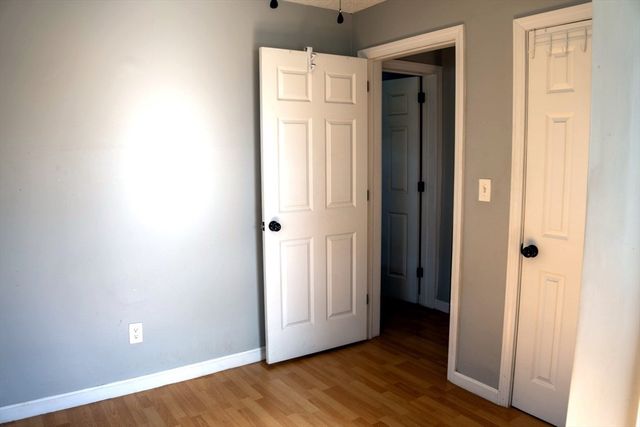1388 Bay St, Springfield, MA 01109