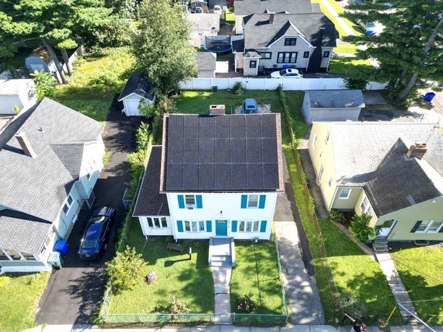 1388 Bay St, Springfield, MA 01109