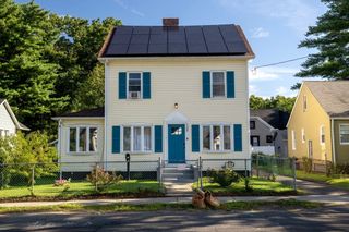1388 Bay St, Springfield, MA 01109