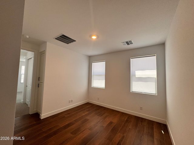 7283 W BLUE SKY Drive, Peoria, AZ 85383
