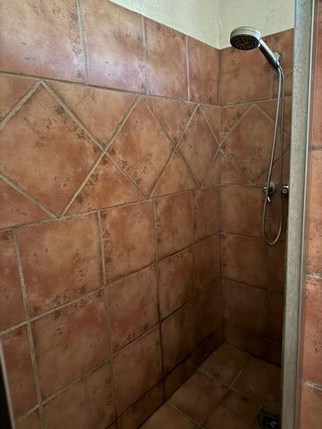 8770 Gerber Rd, Sacramento, CA 95828