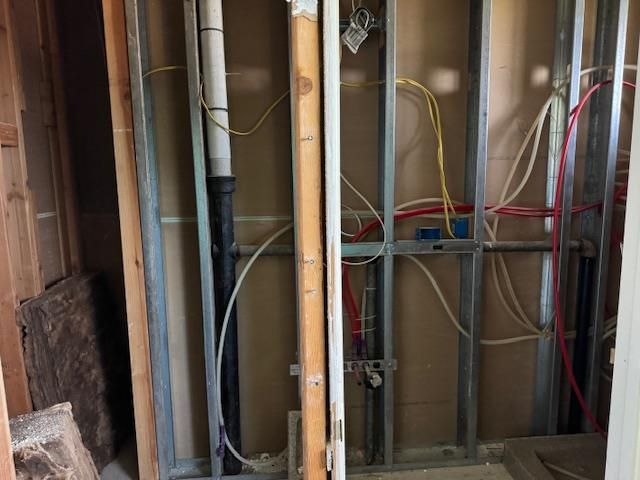 8770 Gerber Rd, Sacramento, CA 95828