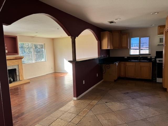 8770 Gerber Rd, Sacramento, CA 95828