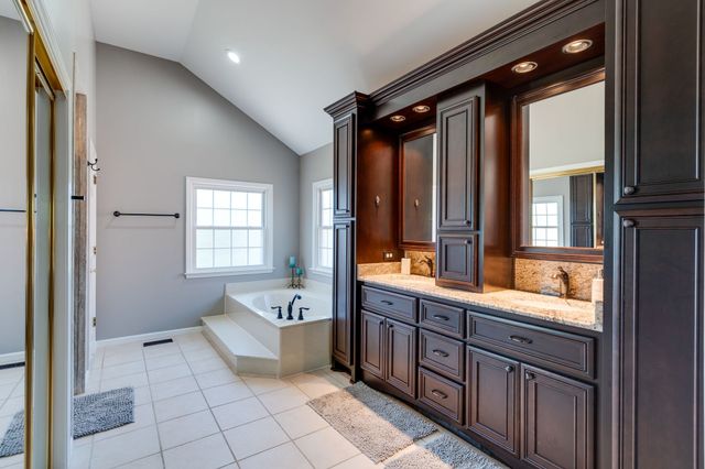 612 Indian Hills Mound, Goodlettsville, TN 37072