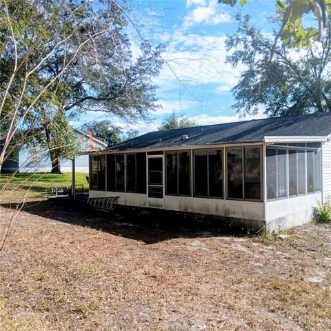 719 OAK LANE, Lady Lake, FL 32159