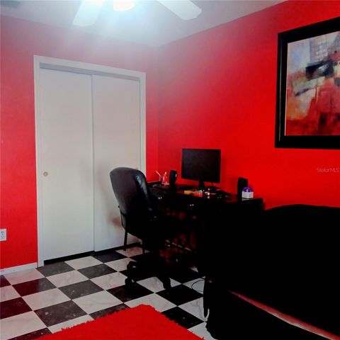 719 OAK LANE, Lady Lake, FL 32159