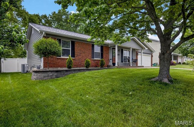822 Haversham Drive, St Charles, MO 63304