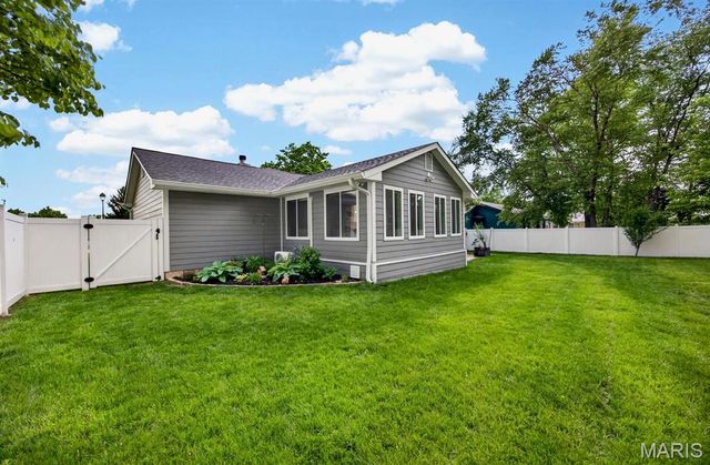822 Haversham Drive, St Charles, MO 63304