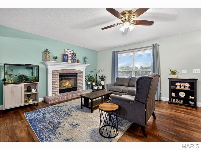 822 Haversham Drive, St Charles, MO 63304