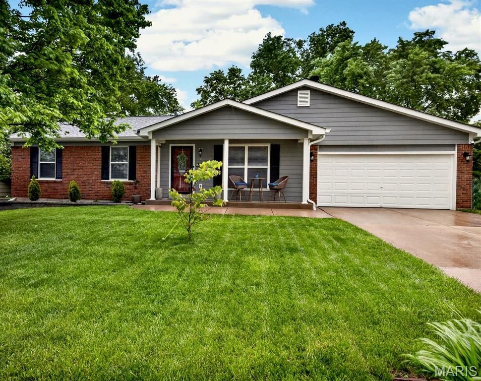 822 Haversham Drive, St Charles, MO 63304