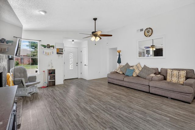 2324 Markland Street, Irving, TX 75060