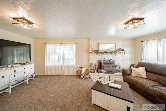 997 E 1450 N, Shelley, ID 83274