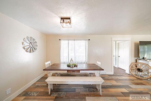 997 E 1450 N, Shelley, ID 83274