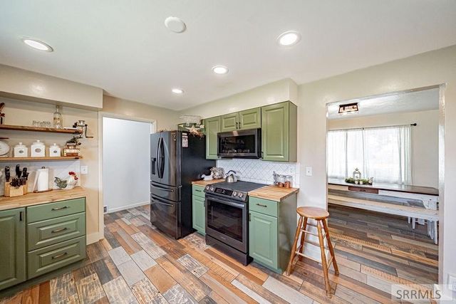 997 E 1450 N, Shelley, ID 83274