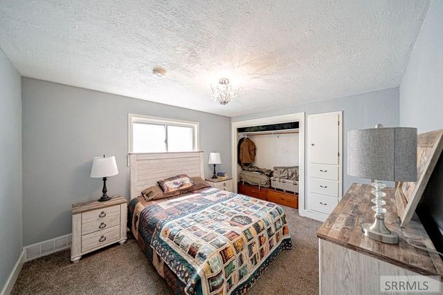 997 E 1450 N, Shelley, ID 83274