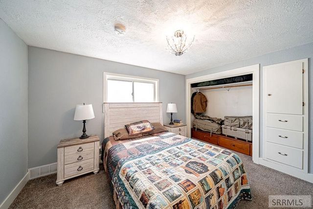 997 E 1450 N, Shelley, ID 83274