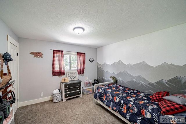 997 E 1450 N, Shelley, ID 83274