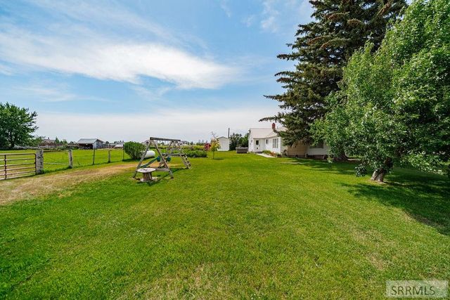 997 E 1450 N, Shelley, ID 83274
