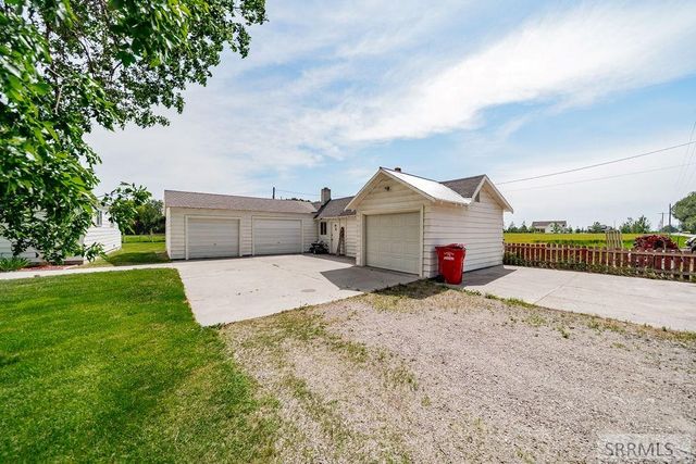 997 E 1450 N, Shelley, ID 83274