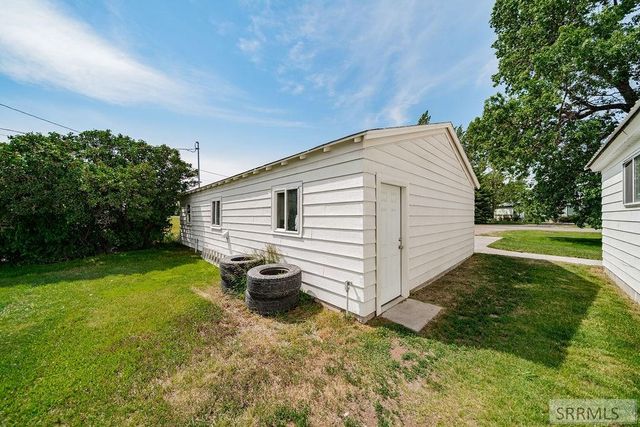 997 E 1450 N, Shelley, ID 83274