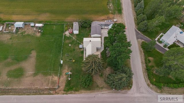 997 E 1450 N, Shelley, ID 83274
