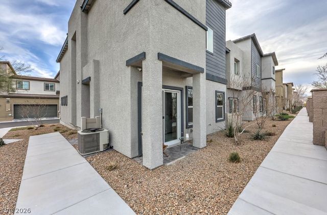 528 Thistleberry Avenue, Henderson, NV 89044