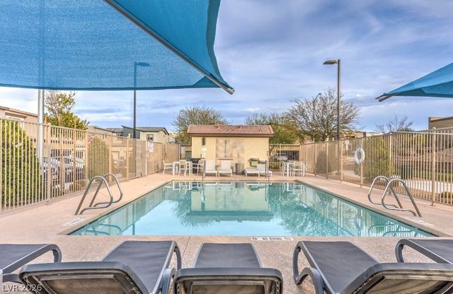 528 Thistleberry Avenue, Henderson, NV 89044